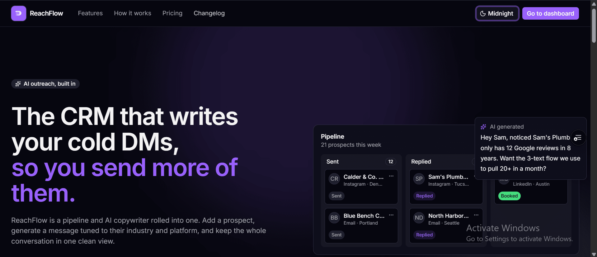 ReachFlow homepage hero section dark mode ReachFlow homepage hero section